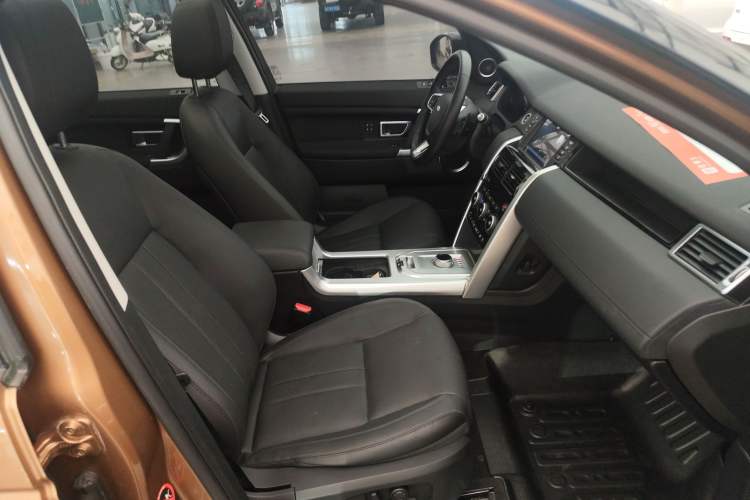 Used Land Rover Discovery Sport 2016 2.0T HSE Right Front Seat