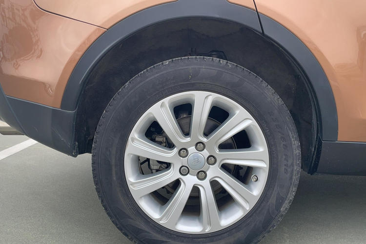 Used Land Rover Discovery Sport 2016 2.0T SE Right Rear Wheel Hub