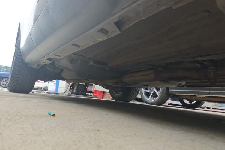 Used Land Rover Discovery Sport 2016 2.0T SE Right Side Sill