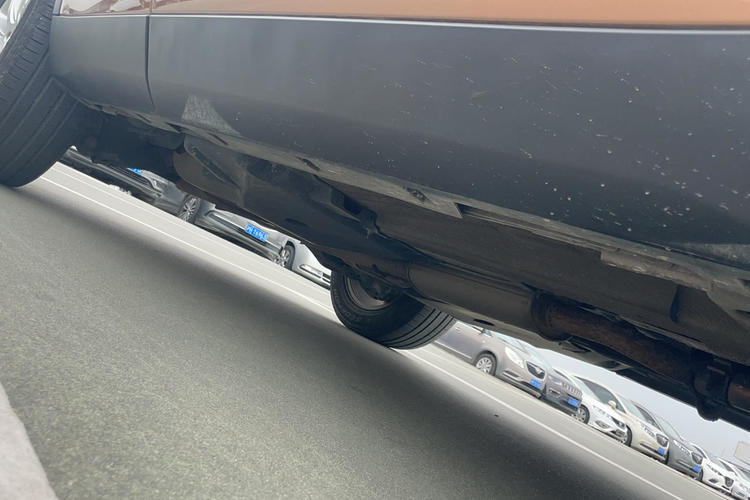 Used Land Rover Discovery Sport 2016 2.0T SE Right Side Sill