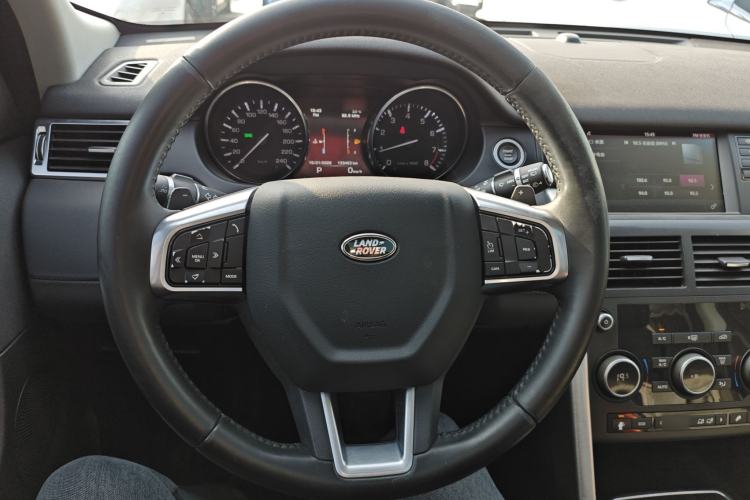 Used Land Rover Discovery Sport 2016 2.0T SE Steering Wheel