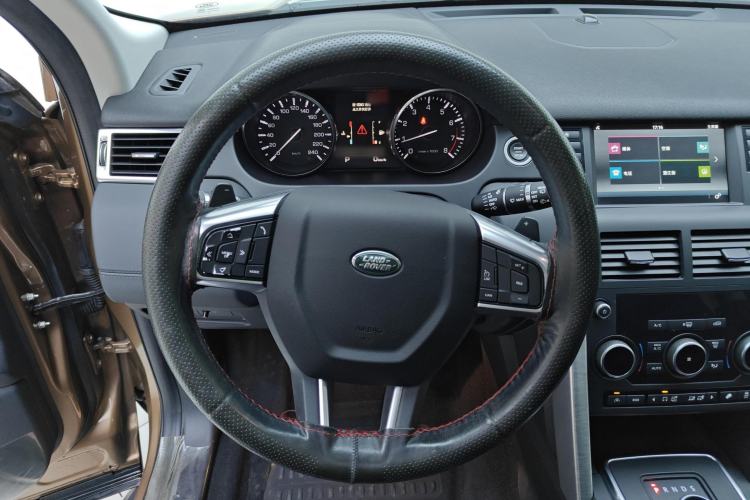 Used Land Rover Discovery Sport 2016 2.0T Limited-Edition Launch Steering Wheel