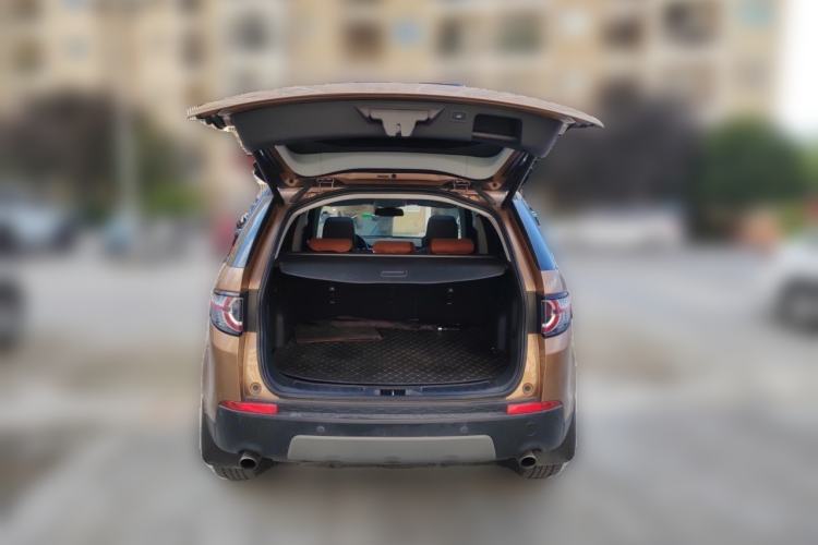 Used Land Rover Discovery Sport 2016 2.0T Limited-Edition Launch Trunk
