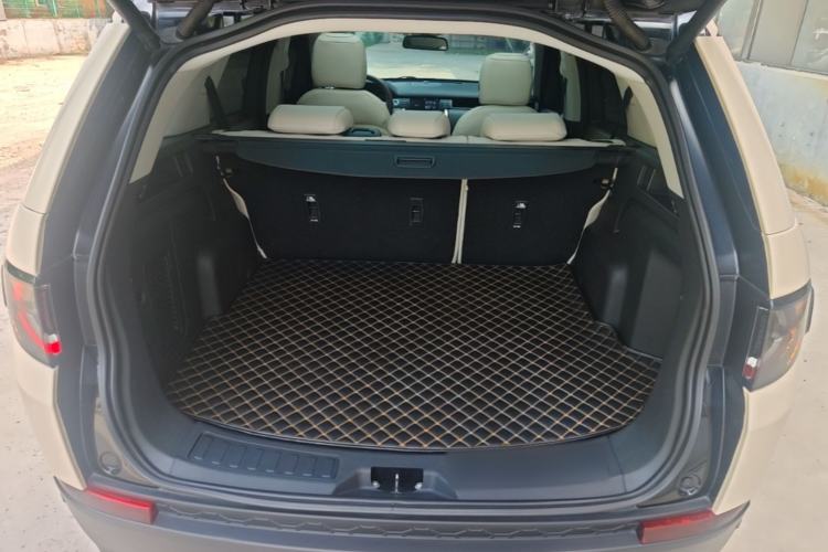 Used Land Rover Discovery Sport 2016 2.0T SE Trunk