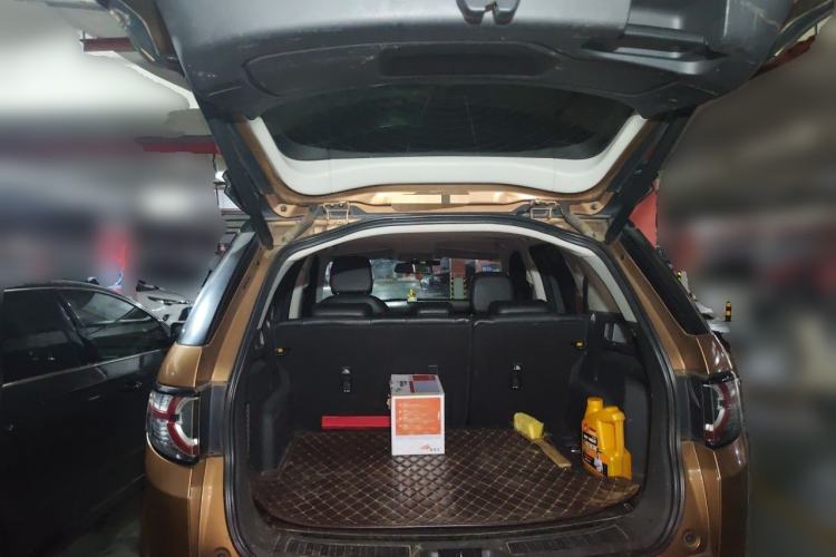 Used Land Rover Discovery Sport 2016 2.0T Limited-Edition Launch Trunk