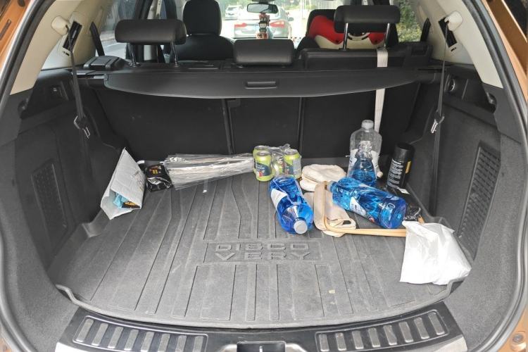 Used Land Rover Discovery Sport 2016 2.0T HSE Trunk