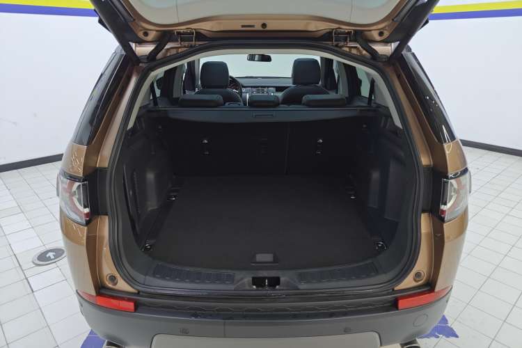 Used Land Rover Discovery Sport 2016 2.0T Limited-Edition Launch Trunk