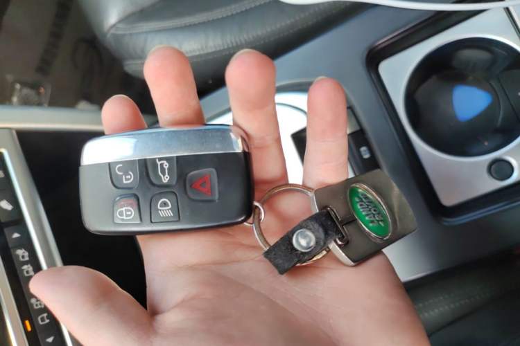 Used Land Rover Discovery Sport 2016 2.0T Limited-Edition Launch Vehicle Key