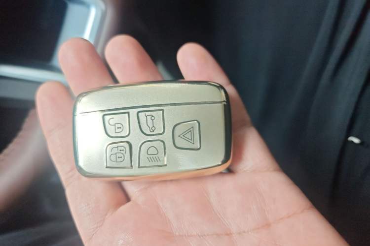 Used Land Rover Discovery Sport 2016 2.0T SE Vehicle Key