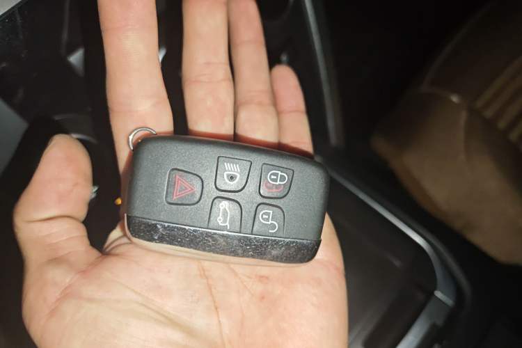 Used Land Rover Discovery Sport 2016 2.0T SE Vehicle Key
