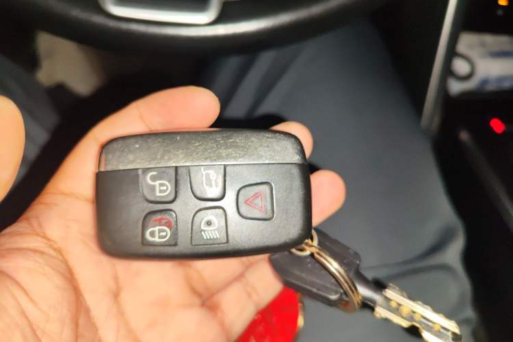 Used Land Rover Discovery Sport 2016 2.0T Limited-Edition Launch Vehicle Key