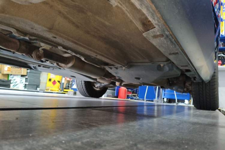 Used Land Rover Discovery Sport 2017 2.0T PURE Chassis Front Left