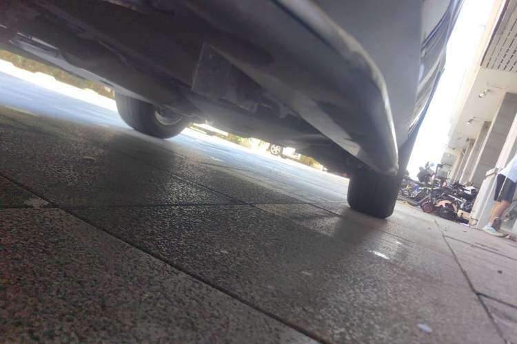 Used Land Rover Discovery Sport 2017 2.0T SE Chassis Front Left