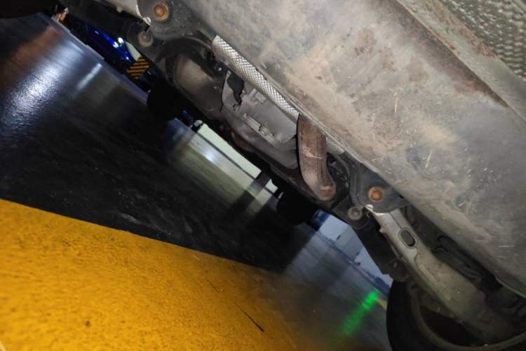 Used Land Rover Discovery Sport 2017 2.0T SE Chassis Rear