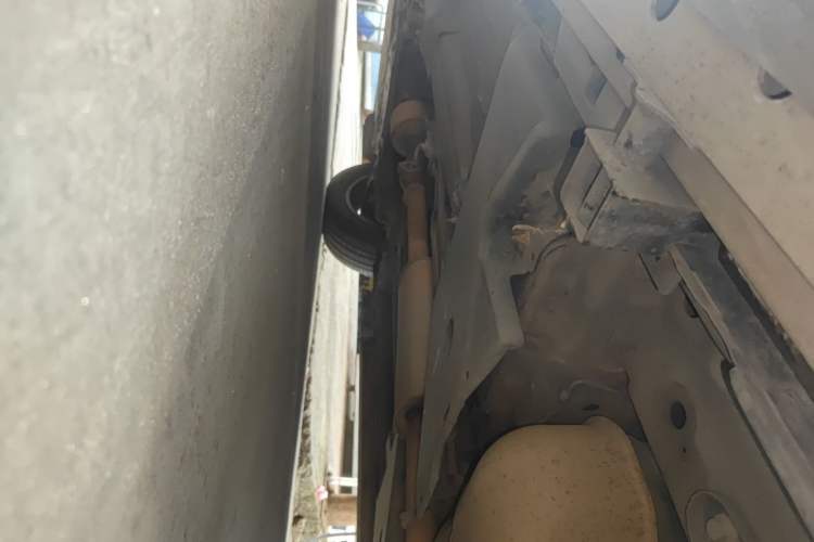 Used Land Rover Discovery Sport 2017 2.0T SE Chassis Rear Left