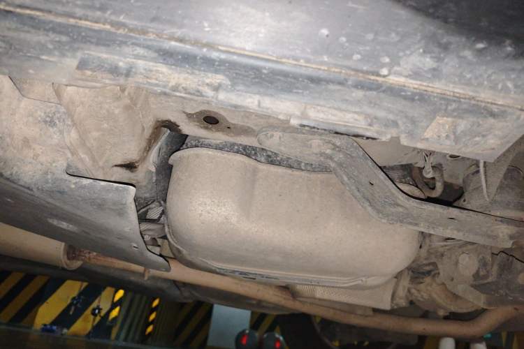 Used Land Rover Discovery Sport 2017 2.0T SE Chassis Rear Left