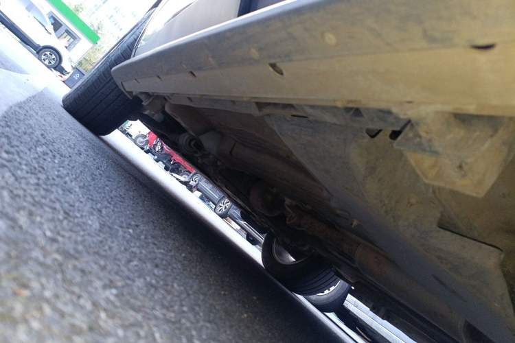 Used Land Rover Discovery Sport 2017 2.0T PURE Chassis Rear Left