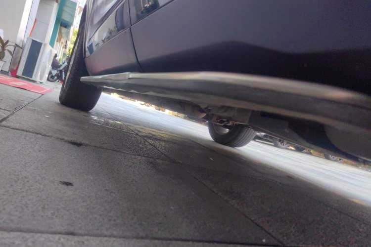 Used Land Rover Discovery Sport 2017 2.0T SE Chassis Rear Left