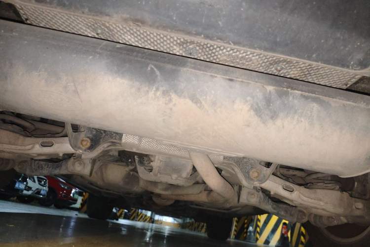 Used Land Rover Discovery Sport 2017 2.0T SE Chassis Rear