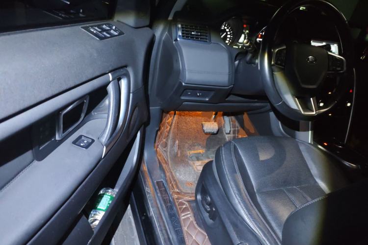 Used Land Rover Discovery Sport 2017 2.0T HSE Driver Seat