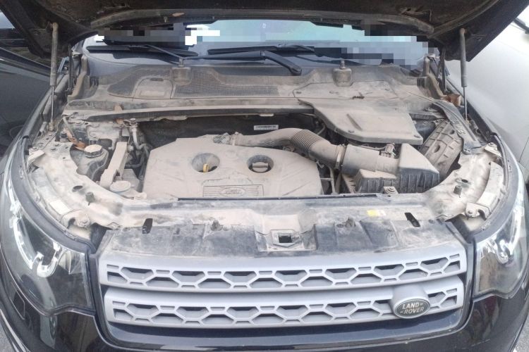 Used Land Rover Discovery Sport 2017 2.0T PURE Engine Bay