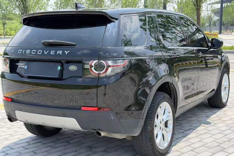 Used Land Rover Discovery Sport 2017 2.0T HSE Exterior 3