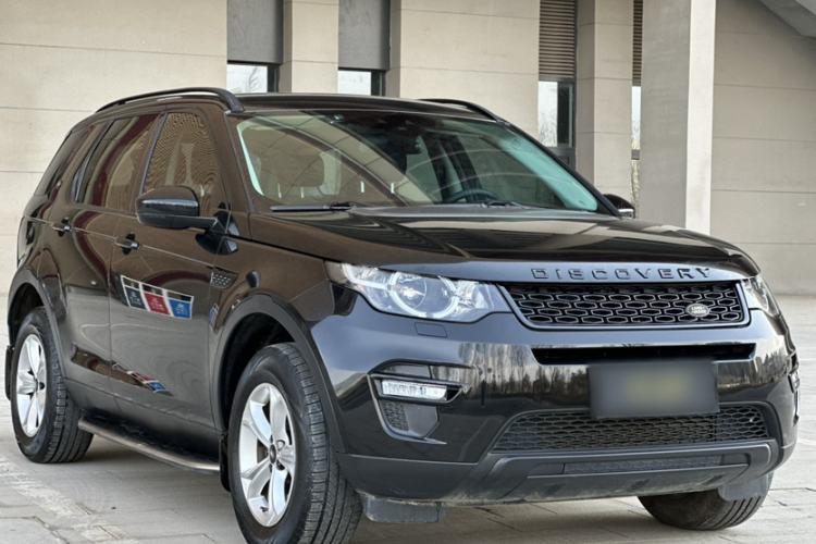 Used Land Rover Discovery Sport 2017 2.0T PURE Exterior 4