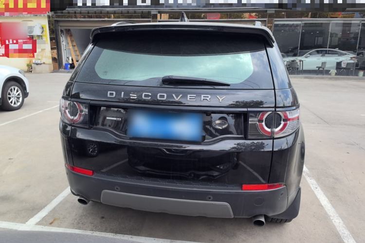 Used Land Rover Discovery Sport 2017 2.0T SE Exterior 4
