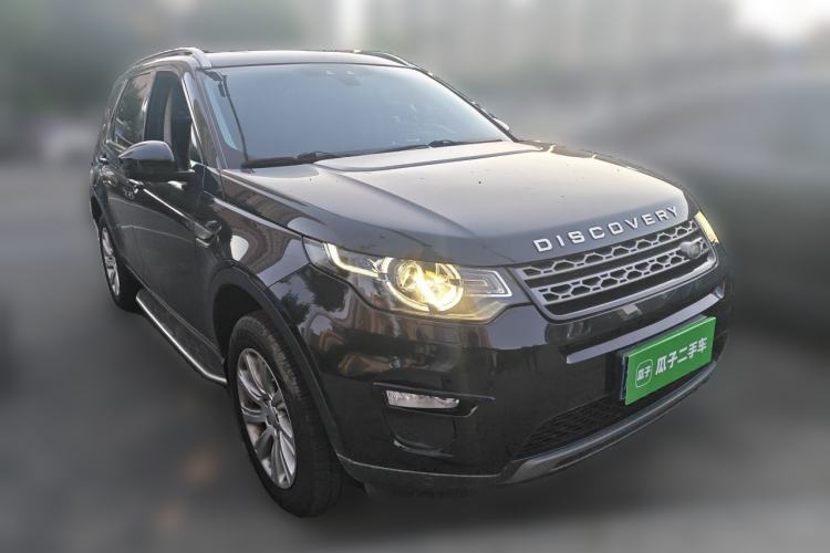 Used Land Rover Discovery Sport 2017 2.0T SE Front Right 45 Deg