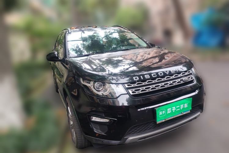 Used Land Rover Discovery Sport 2017 2.0T SE Front Right 45 Deg