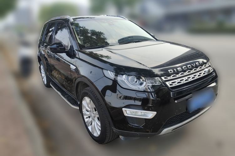 Used Land Rover Discovery Sport 2017 2.0T HSE LUXURY Front Right 45 Deg