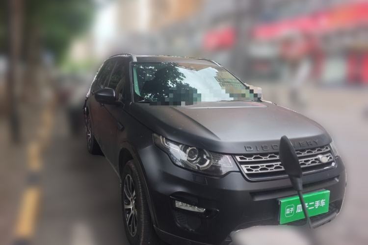 Used Land Rover Discovery Sport 2017 2.0T SE Front Right 45 Deg