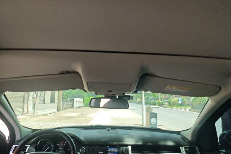 Used Land Rover Discovery Sport 2017 2.0T SE Headliner