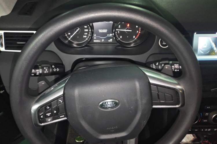 Used Land Rover Discovery Sport 2017 2.0T PURE Instrument Cluster