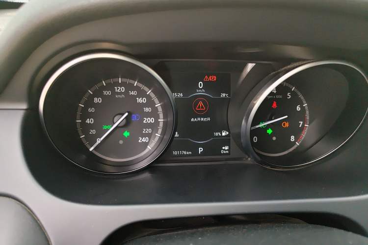Used Land Rover Discovery Sport 2017 2.0T SE Instrument Cluster