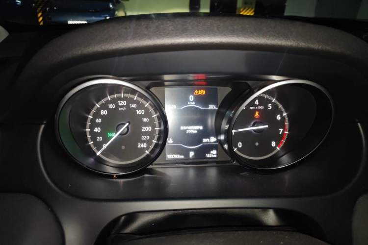 Used Land Rover Discovery Sport 2017 2.0T SE Instrument Cluster