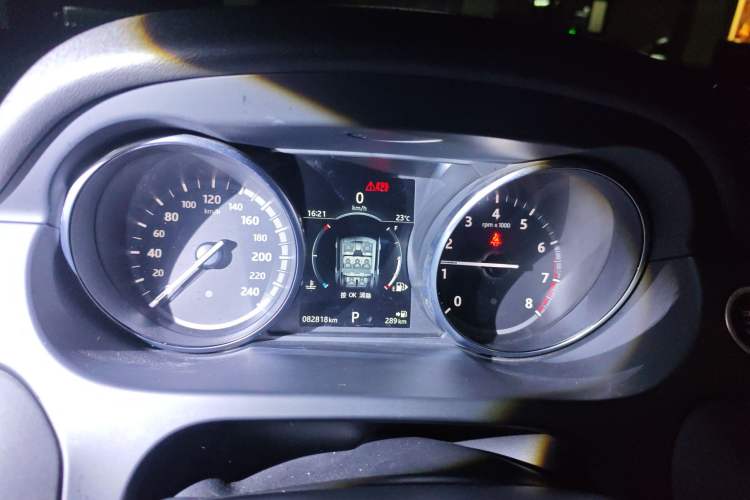 Used Land Rover Discovery Sport 2017 2.0T HSE Instrument Cluster