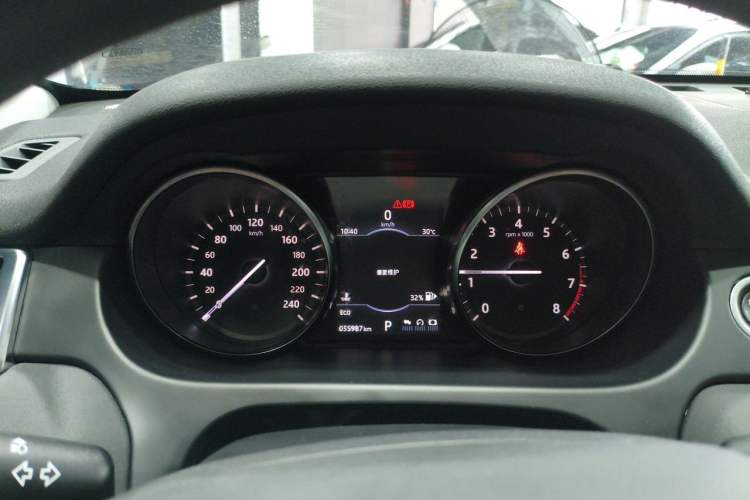 Used Land Rover Discovery Sport 2017 2.0T PURE Instrument Cluster