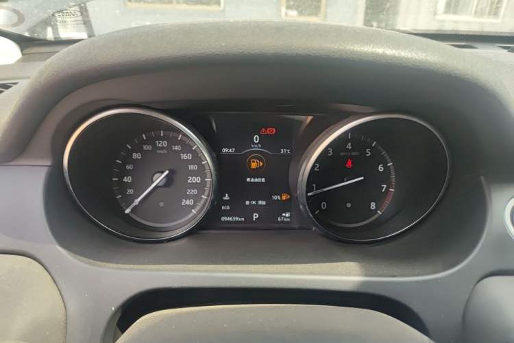 Used Land Rover Discovery Sport 2017 2.0T SE Instrument Cluster