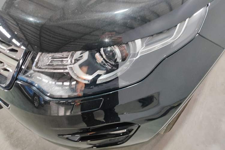 Used Land Rover Discovery Sport 2017 2.0T SE Left Front Headlight