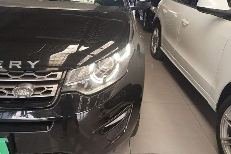 Used Land Rover Discovery Sport 2017 2.0T SE Left Front Headlight
