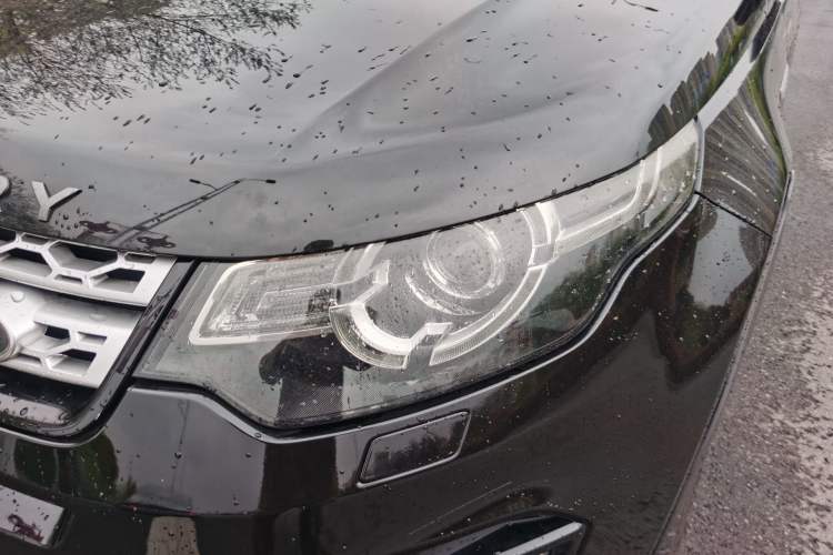 Used Land Rover Discovery Sport 2017 2.0T HSE Left Front Headlight