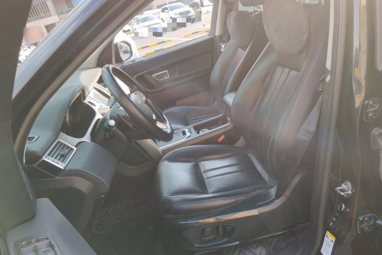 Used Land Rover Discovery Sport 2017 2.0T SE Left Front Seat