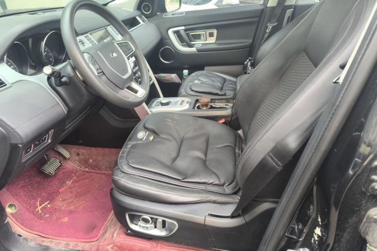Used Land Rover Discovery Sport 2017 2.0T PURE Left Front Seat