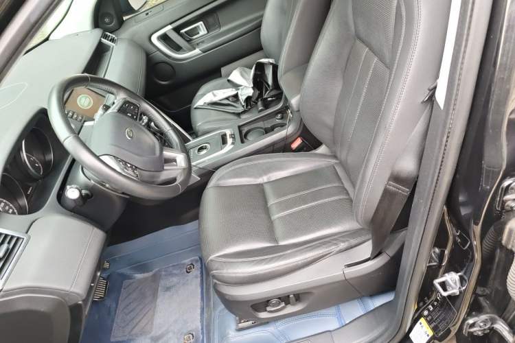 Used Land Rover Discovery Sport 2017 2.0T SE Left Front Seat