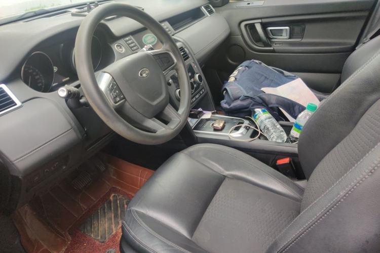 Used Land Rover Discovery Sport 2017 2.0T PURE Left Front Seat