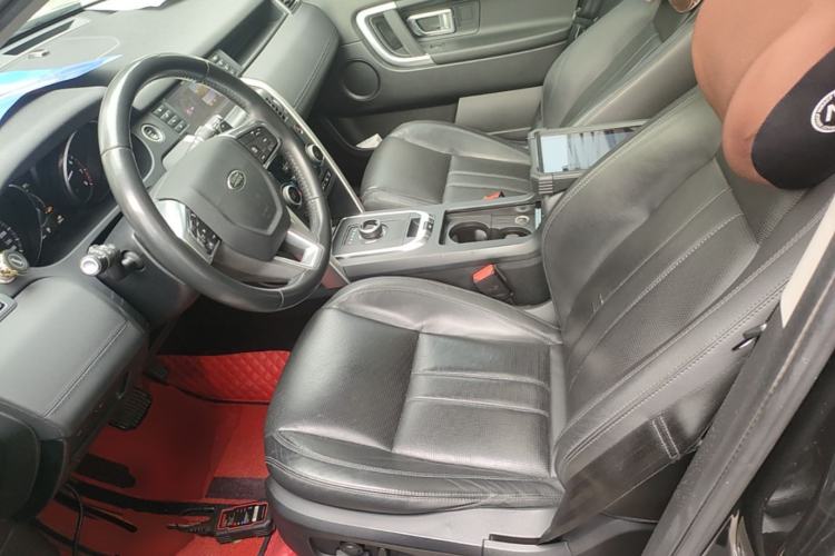 Used Land Rover Discovery Sport 2017 2.0T SE Left Front Seat