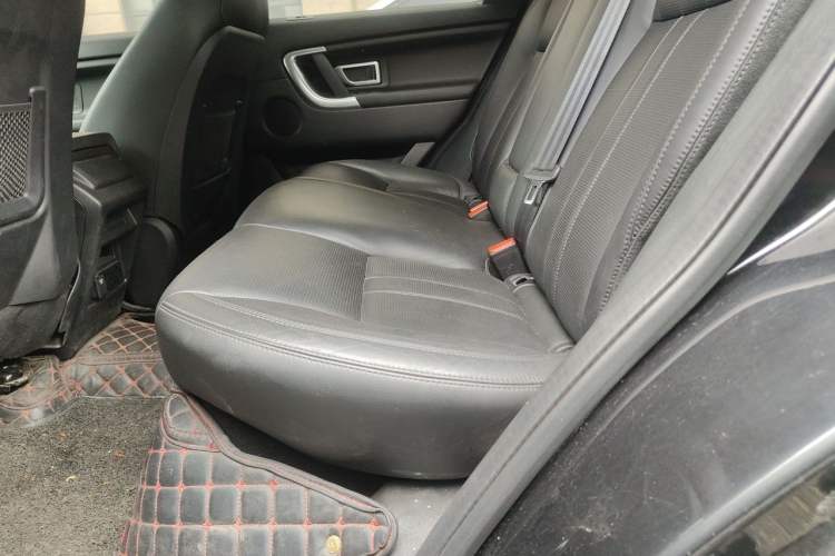 Used Land Rover Discovery Sport 2017 2.0T SE Left Rear Seat