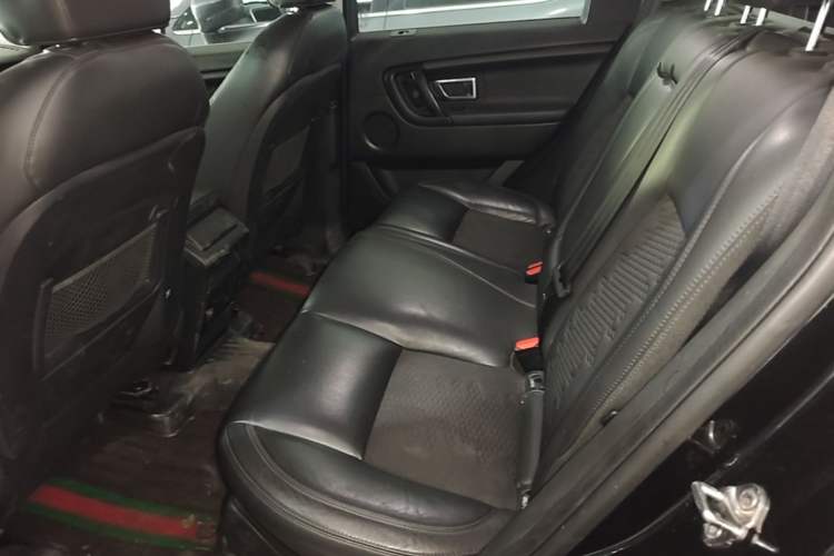 Used Land Rover Discovery Sport 2017 2.0T PURE Left Rear Seat