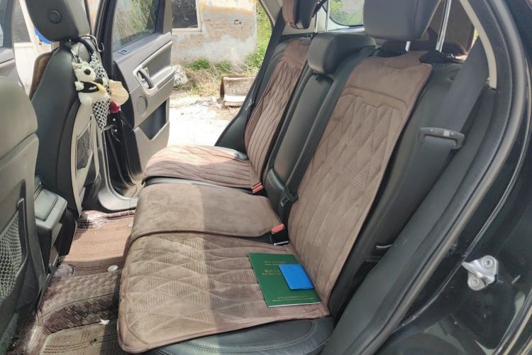 Used Land Rover Discovery Sport 2017 2.0T SE Left Rear Seat